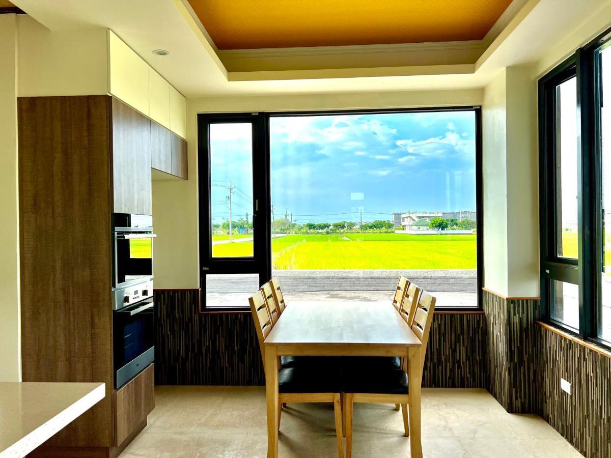 五結郷 Xin Yi Bed & Breakfast エクステリア 写真